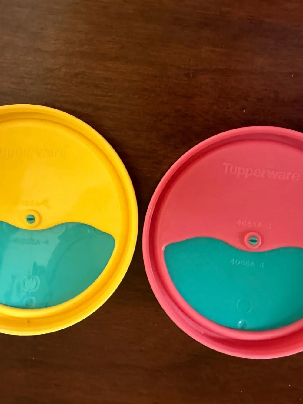 Vintage Tupperware Snack Be Nimble Purple Container Cup, Pink, Yellow, Teal Lid